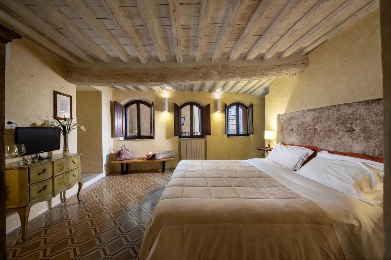 Il Battistero Siena Residenza D'Epoca Bed & Breakfast Bagian luar foto